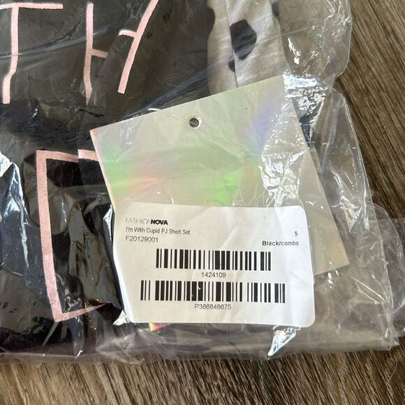 Fashion Nova I'm with Cupid Pajama Shorts Set Black/combo Size Small NWT - Picture 5 of 5